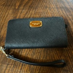 Michael Kors wristlet